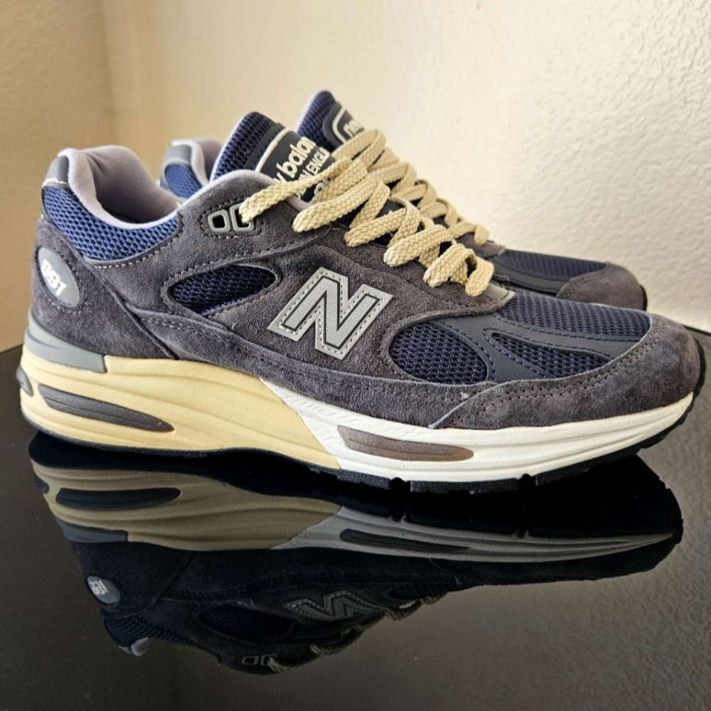 New Balance 991v2 Made In UK Size 6.5 Mens 8 Womens